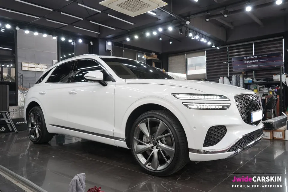 Genesis GV70 ppf - Genesis GV70 PPF Review — Interior Protection photo 3