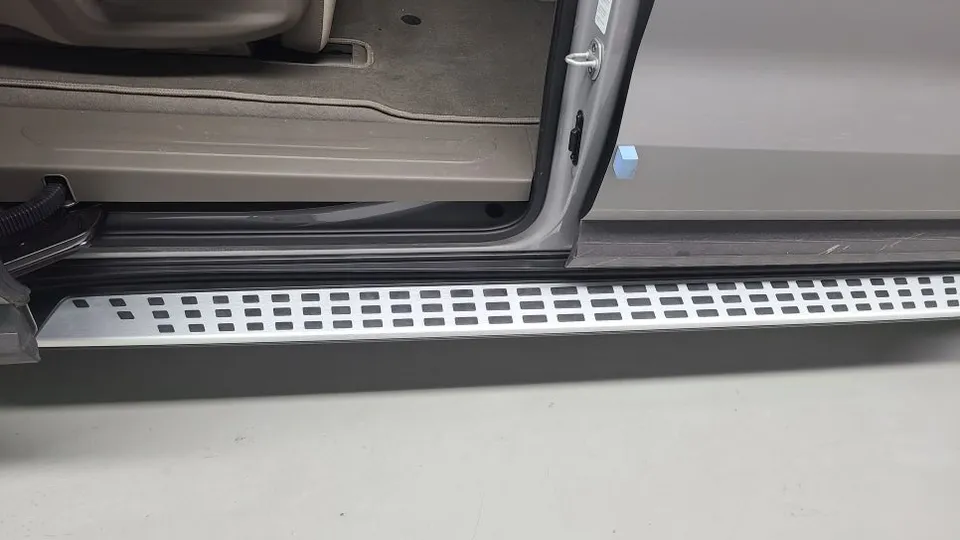 Kia Carnival KA4 body kit - Kia Carnival KA4 Side Steps Review — Enhanced Access photo 6