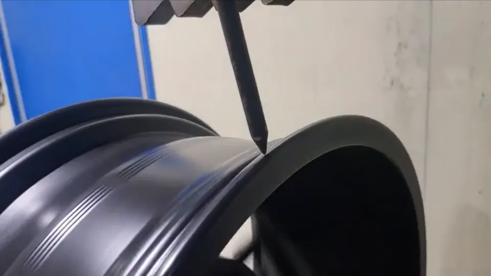 BMW 7 Series wheel repair - BMW 7 Series Wheel Repair & Refinishing Review — Expert Restoration photo 4
