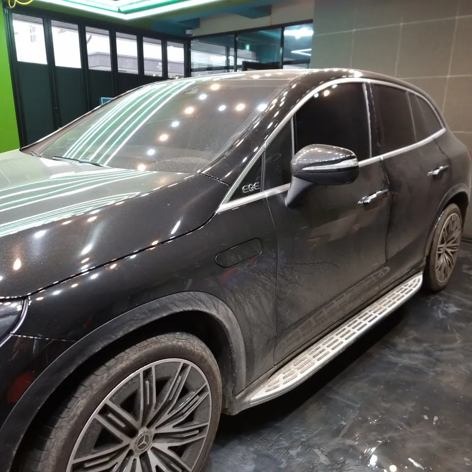Mercedes-Benz EQEのガラスコーティング事例|費用目安・仕上がり 施工写真 1-2