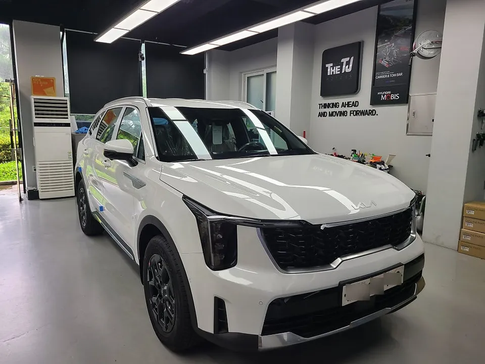 Kia Sorento body kit installation result