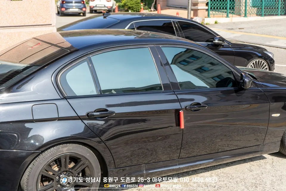 BMW 3 Seriesのカーフィルム施工事例｜費用目安・仕上がり 施工写真 2-3