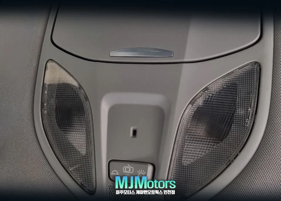 Hyundai Santa Fe oem options - Hyundai Santa Fe Factory Option Retrofit Review photo 3