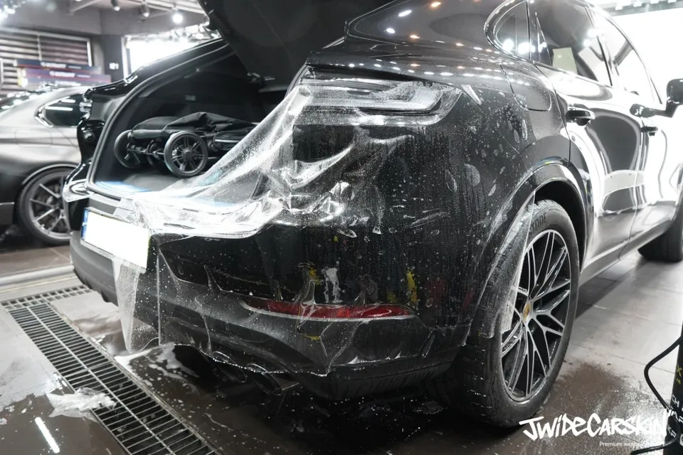 Porsche Cayenne E3 ppf - Porsche Cayenne PPF Review: Insurance Repair & Reapplication photo 7
