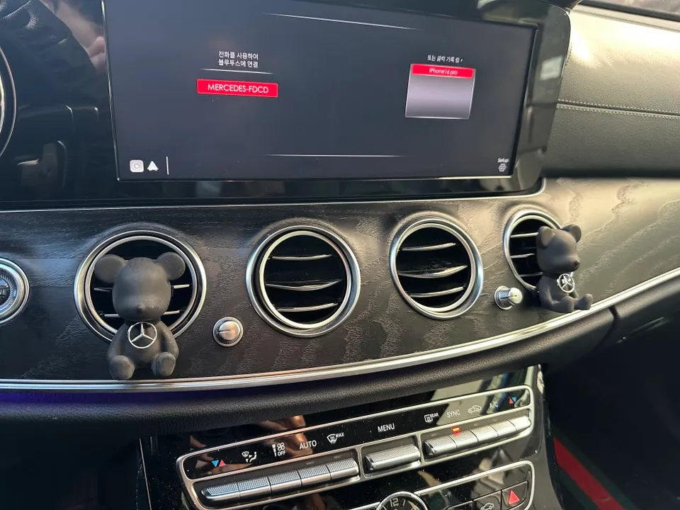 メルセデス・ベンツ Eクラス W213 カーラッピング事例 施工写真 2-2