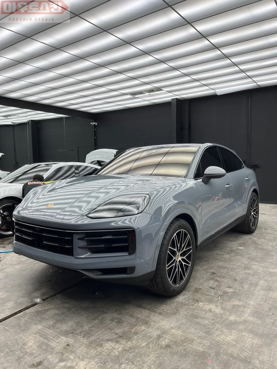 Porsche Cayenne Coupe PPF施工事例|費用目安・仕上がり 施工写真 2-3