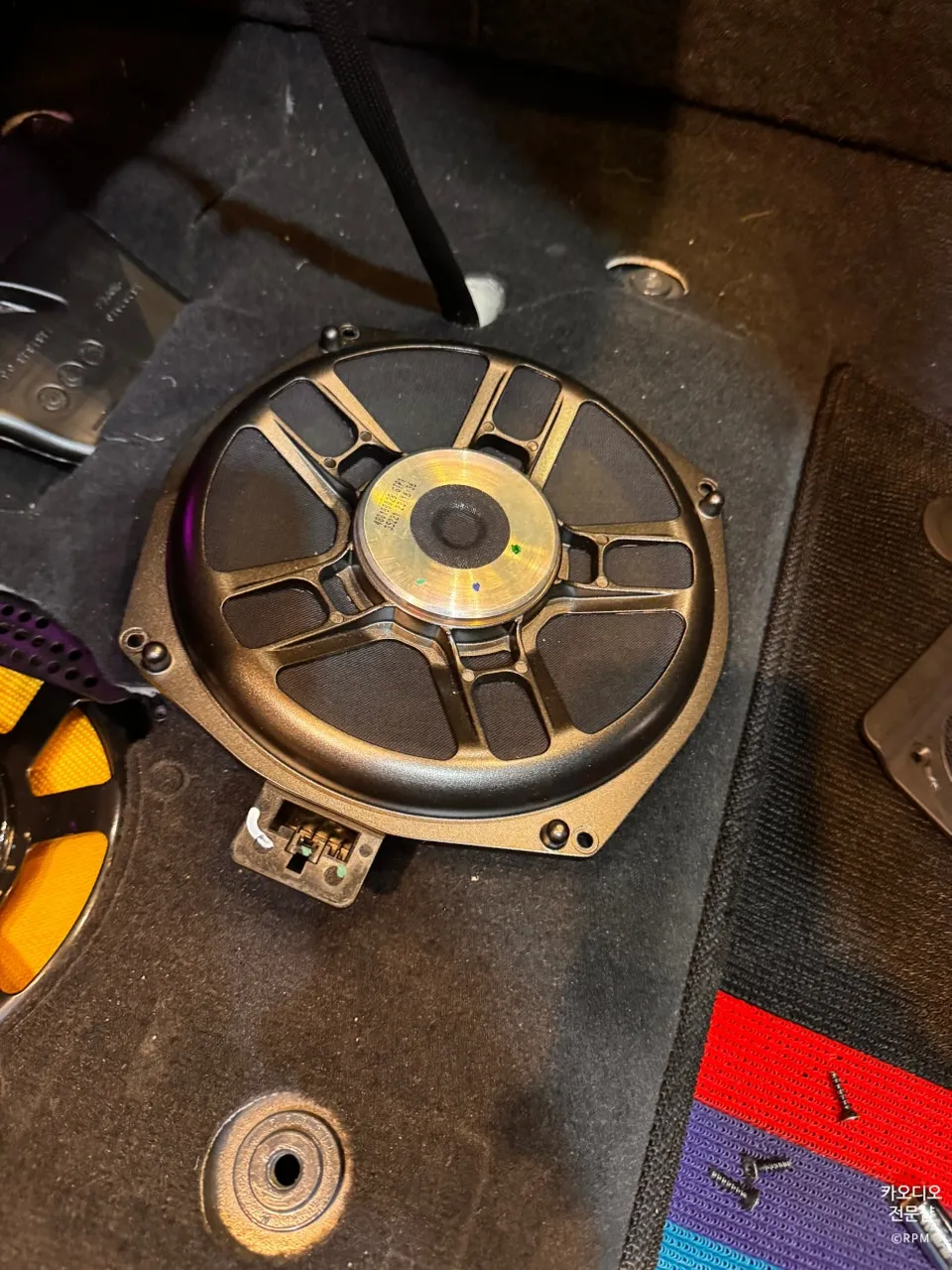 BMW X6 F16 car audio - BMW X6 Car Audio Upgrade: Busan Tuning Results photo 4