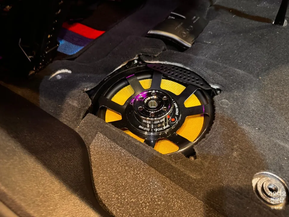 BMW X6 F16 car audio - BMW X6 Car Audio Upgrade: Busan Tuning Results photo 5