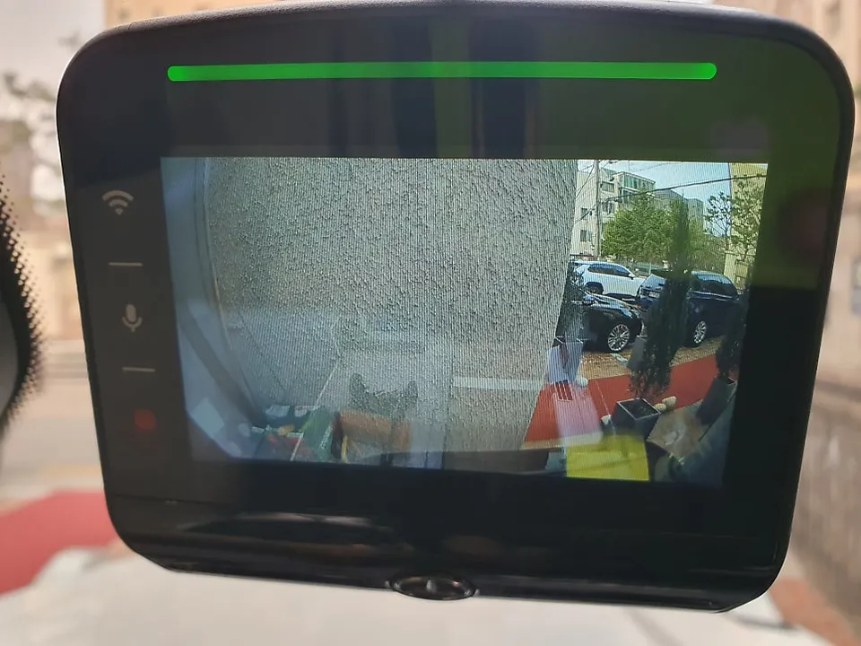 Mercedes-Benz G580 EQG sensors cameras - Mercedes-Benz G580 EQG Camera Installation Review photo 5