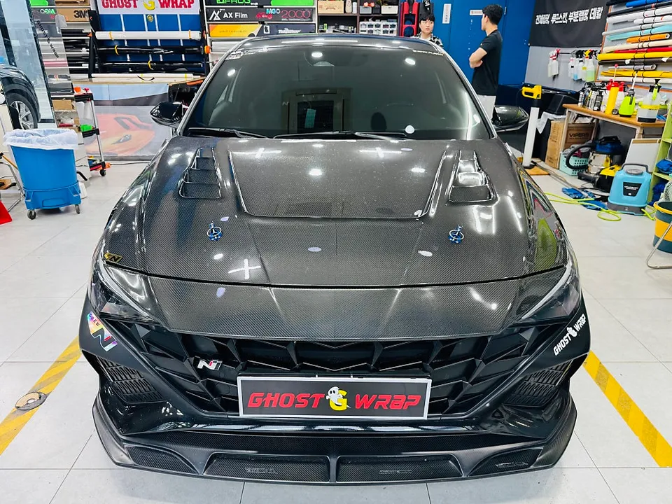 Hyundai Elantra N PPF施工事例｜GTウィング・トランク下部 施工写真 2