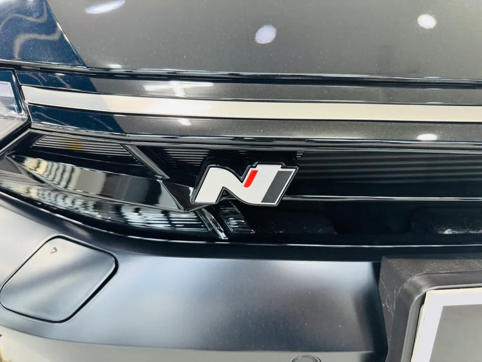 Hyundai Elantra Nのカーラッピング事例|費用目安・仕上がり 施工写真 1-3