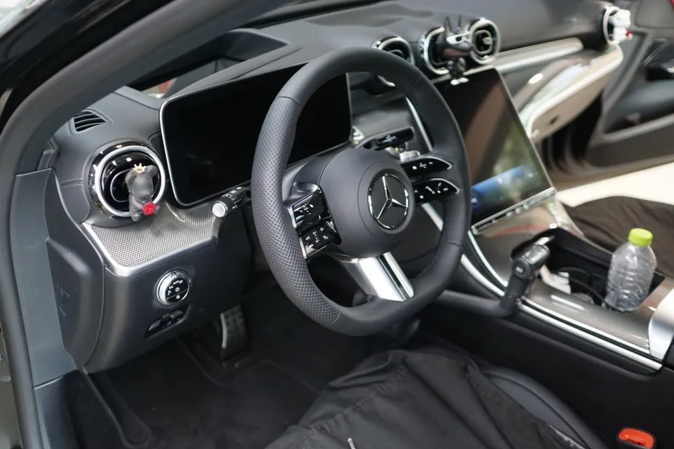 Mercedes-Benz C-Class W206 ambient lighting - Mercedes-Benz W206 Ambient Lighting Upgrade photo 3