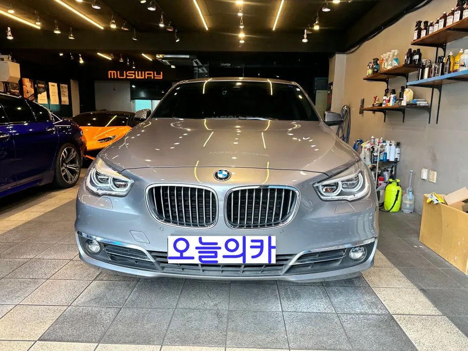 BMW 5GT Android Head Unit Install — 12.3" Display Upgrade photo 2
