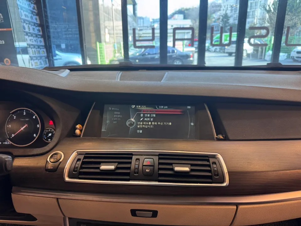 BMW 5GT F07 android system - BMW 5GT Android Head Unit Install — 12.3" Display Upgrade photo 3