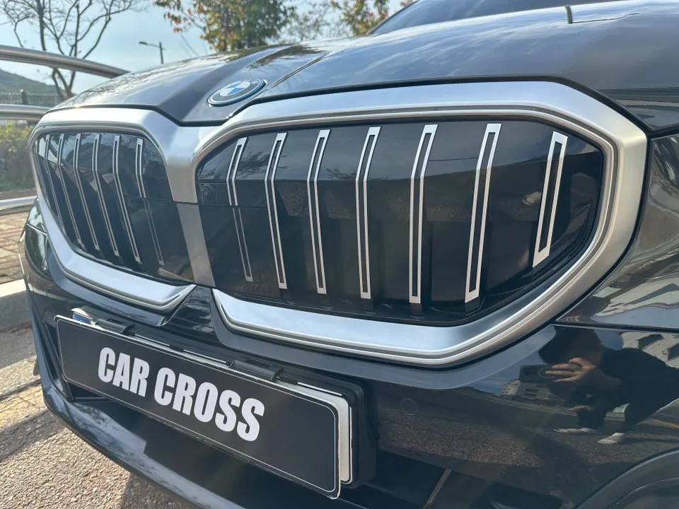 BMW G60 PPF施工事例|グリルラッピングと保護フィルム 施工写真 1-2