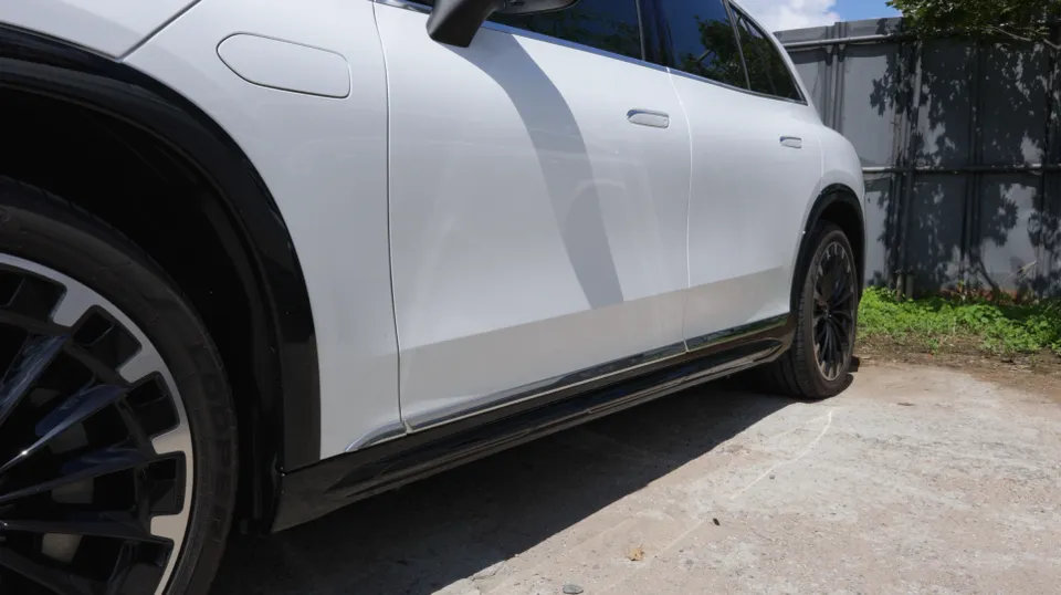 Mercedes-Benz EQS580 SUV oem options - Mercedes-Benz EQS580 SUV Ghost Doors & Side Steps OEM Install photo 4