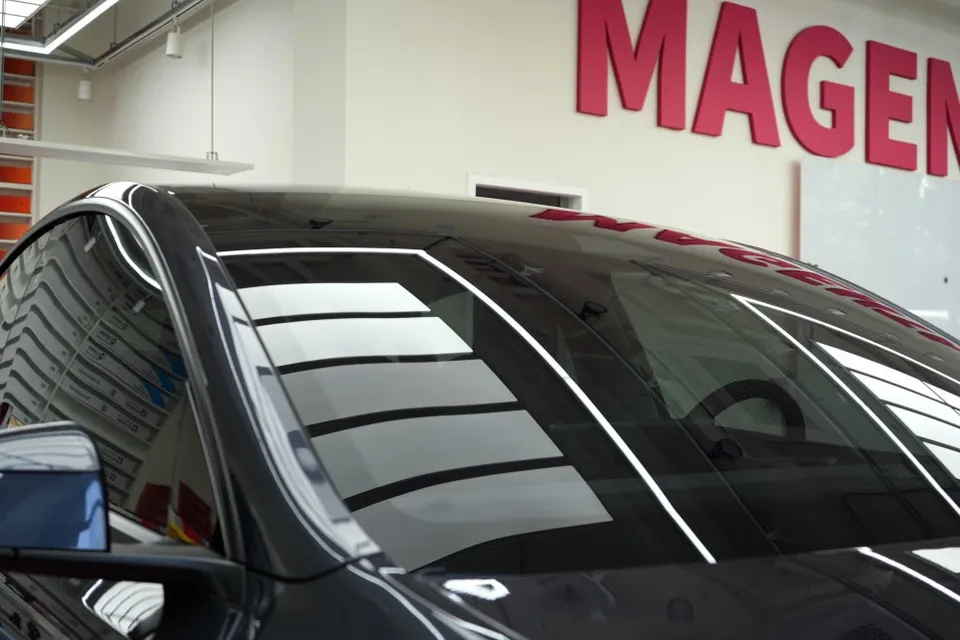 Tesla Model Y window tinting - Tesla Model Y Window Tinting Review: Balanced Brightness with 30% photo 6