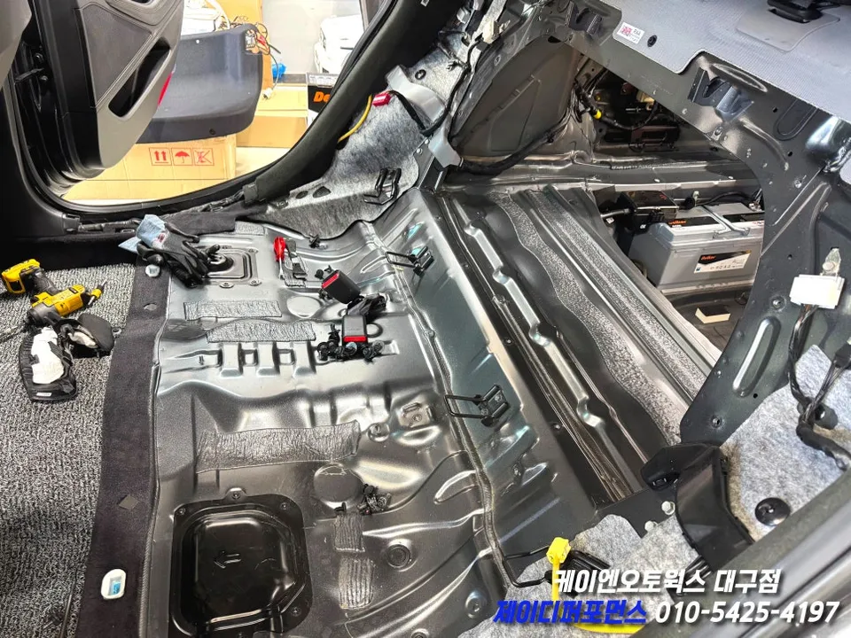 Genesis G80 DH power tailgate - Genesis G80 DH Power Tailgate Upgrade Review photo 5