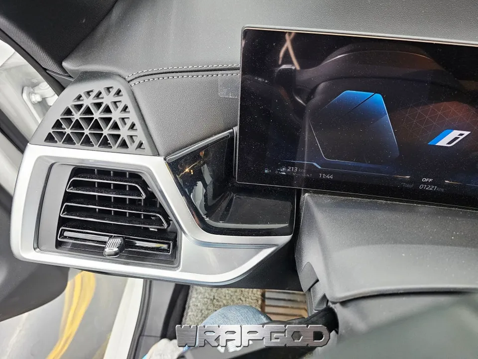 BMW X5 vinyl wrap - BMW X5 Interior Carbon Wrap Review - Stunning Transformation photo 4