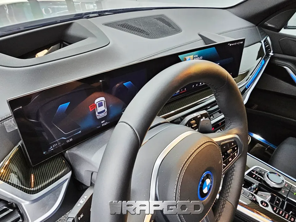 BMW X5のカーラッピング事例｜費用目安・仕上がり 施工写真 2-3