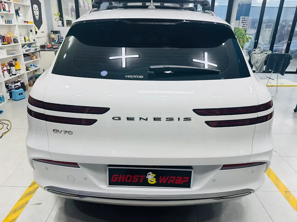 Genesis GV70 vinyl wrap - Genesis GV70 Vinyl Wrap Review: Black Emblem Upgrade photo 5