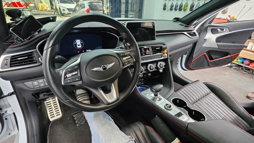 Genesis G70 interior customization installation result