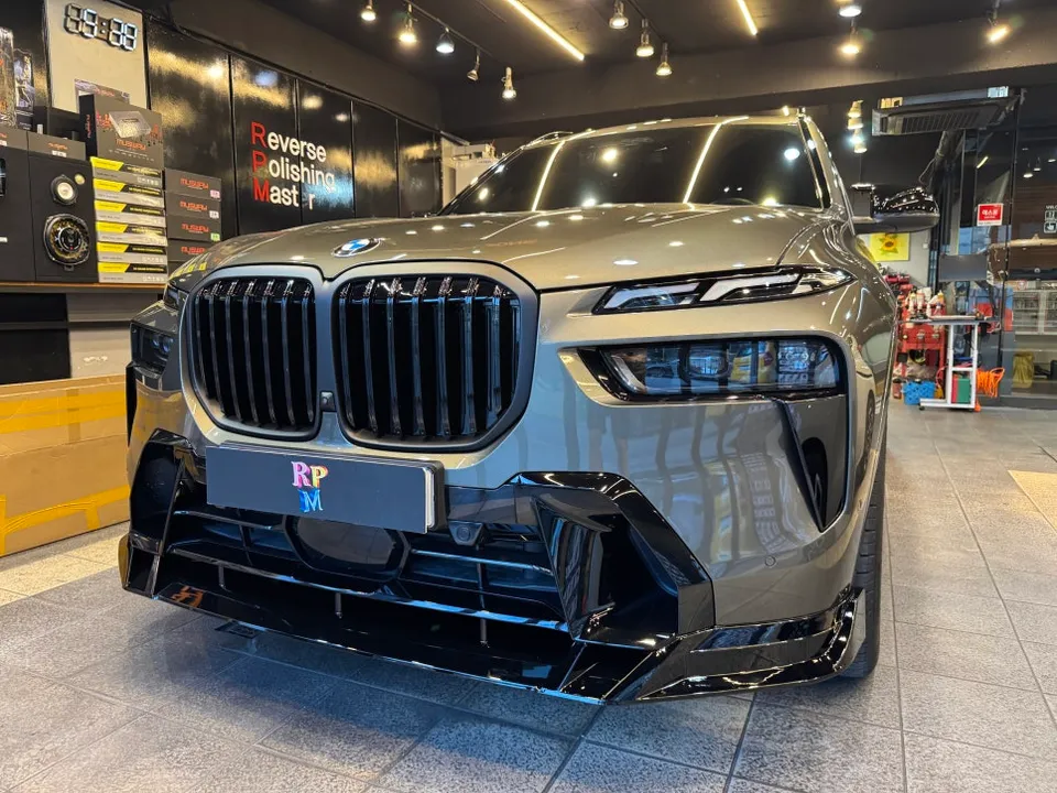 BMW X7 G07 body kit - BMW X7 G07 Body Kit & Aero Parts Review: Enhanced Sportiness photo 6