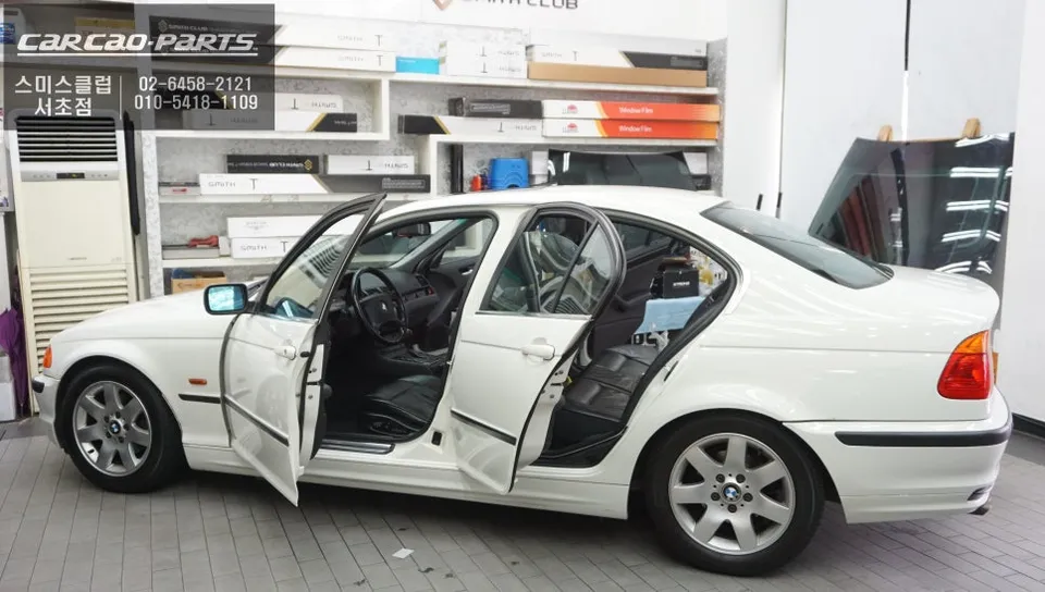 BMW 320i G20 window tinting - BMW 320i Window Tinting Review: Emerald Green Reflective Film photo 5