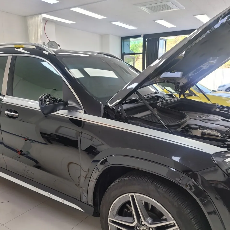 Mercedes-Benz GLS vinyl wrap - Mercedes-Benz GLS Vinyl Wrap Review: Maybach Style Transformation photo 5