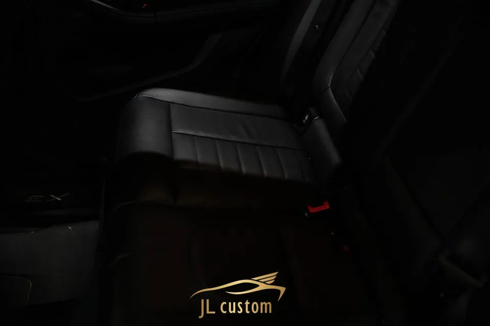 BMW iX3 seat climate - BMW iX3 Rear Heated Seats Review — Enhanced Winter Comfort photo 3