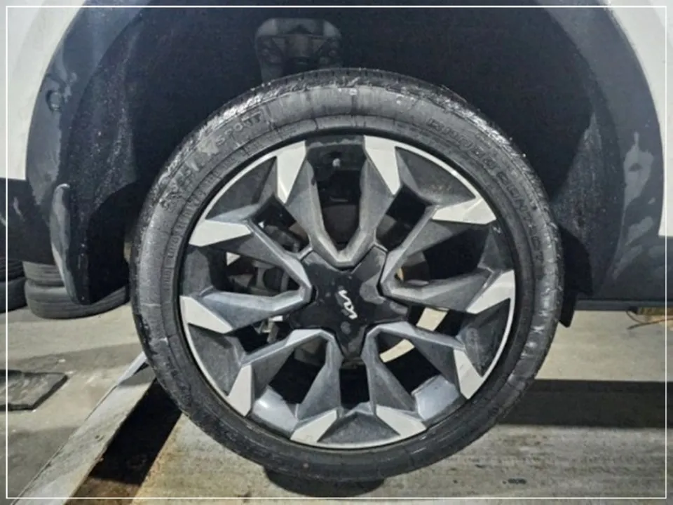 Kiaのホイールリペア・塗装事例 施工写真 2-2
