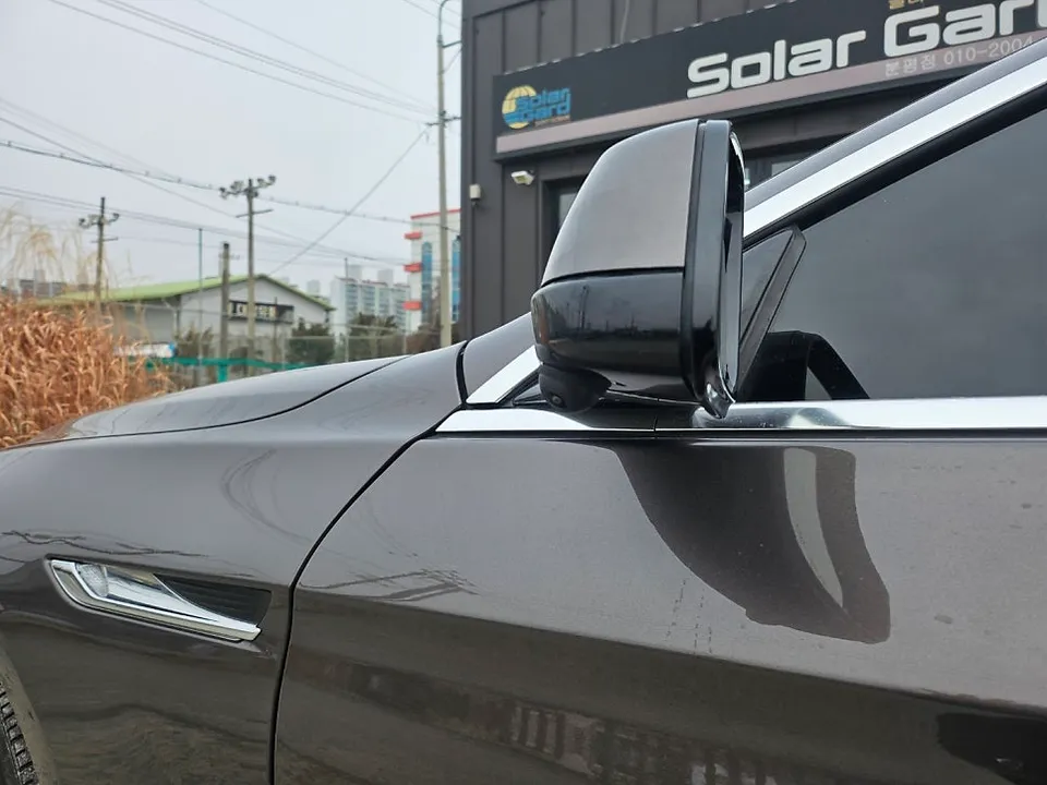 BMW 6 SeriesのAndroid Auto・CarPlay取付事例 施工写真 2-2