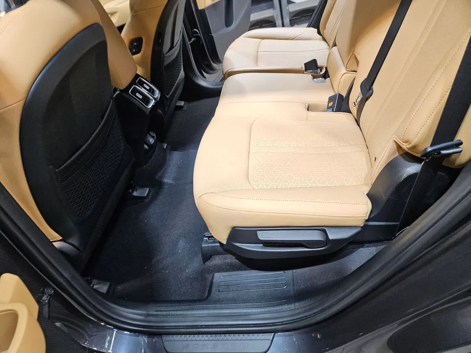 Kia Sorentoのガラスコーティング事例|費用目安・仕上がり 施工写真 2-2