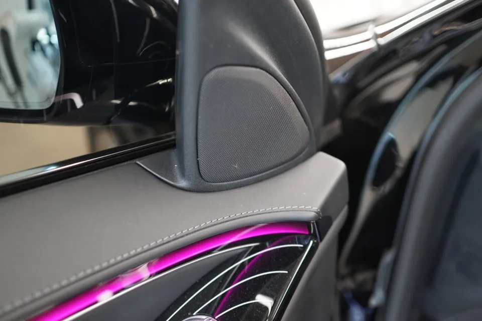 Mercedes-Benz S-Class Maybach car audio - Mercedes-Benz S-Class Maybach Audio Upgrade Review photo 4