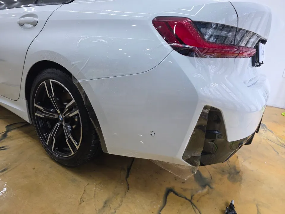 BMW 3 Series PPF施工事例｜傷・飛び石対策 施工写真 3-1