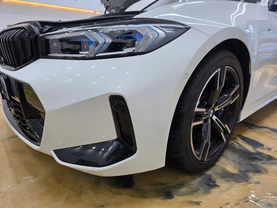 BMW 3 Series PPF施工事例｜傷・飛び石対策 施工写真 3-2