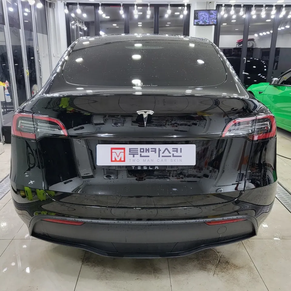 Tesla Model Y PPF施工事例｜費用目安・仕上がり 施工写真 2-2