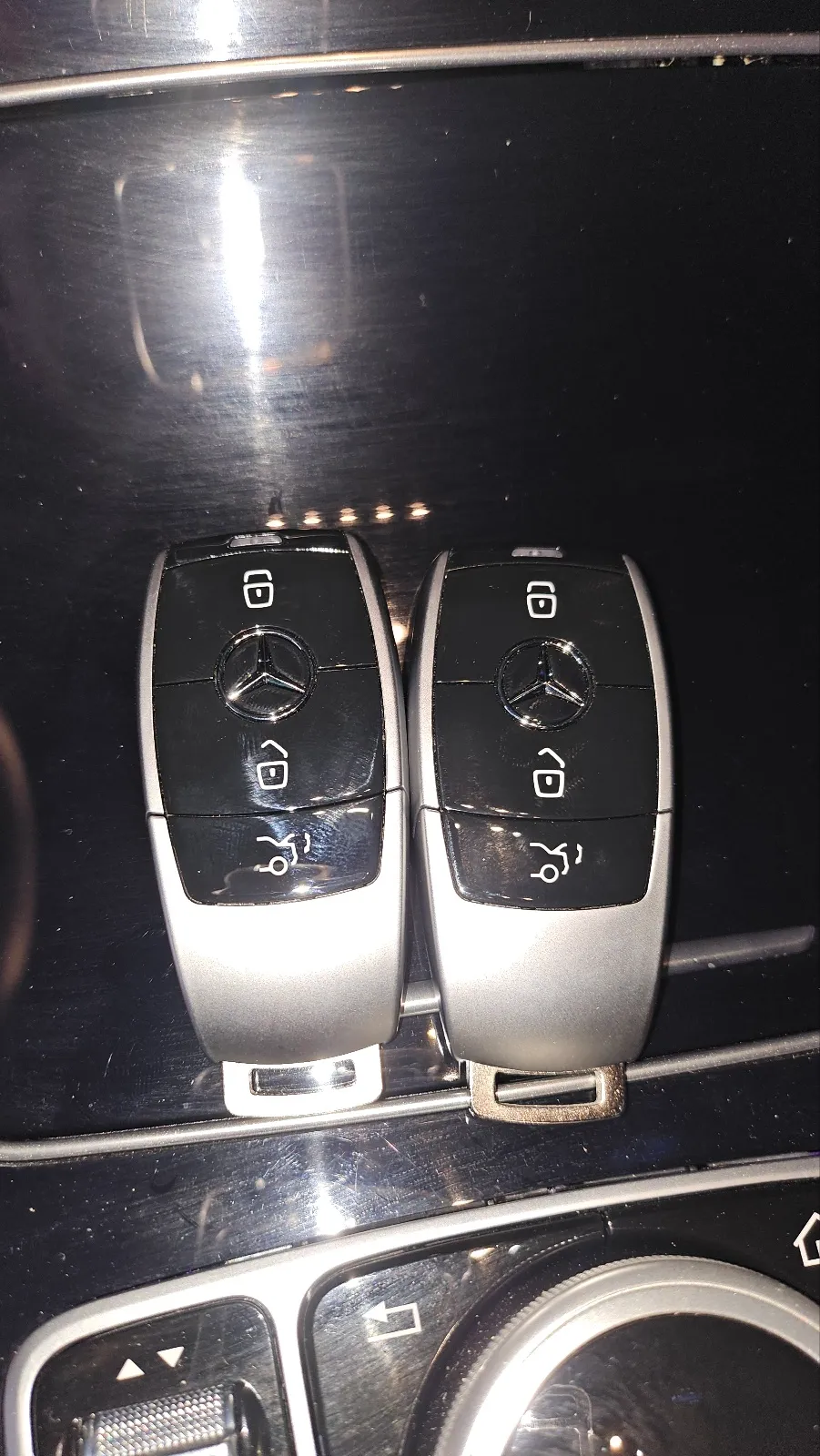 Mercedes-Benz C-Class W205 oem options installation result