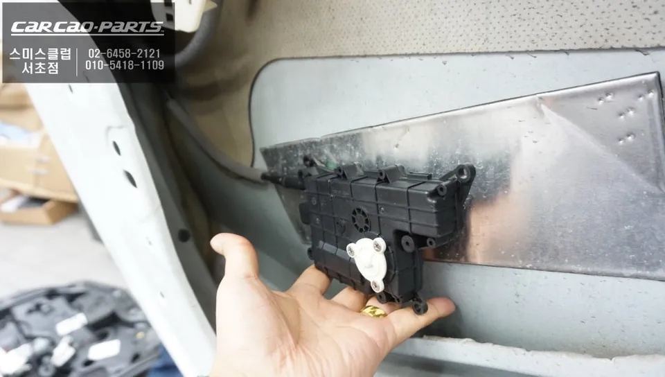 Porsche Cayenne E3 oem options - Porsche Cayenne E3 Ghost Door Retrofit Review photo 5