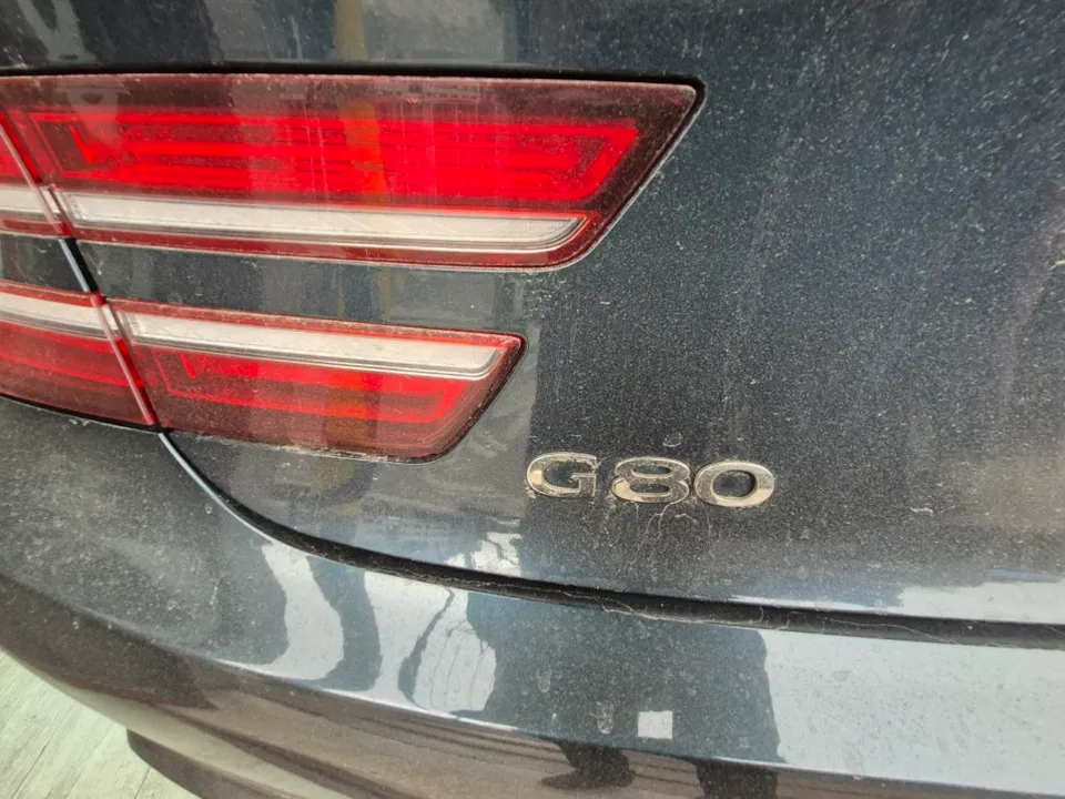 Genesis G80のカーフィルム施工事例｜費用目安と仕上がり 写真