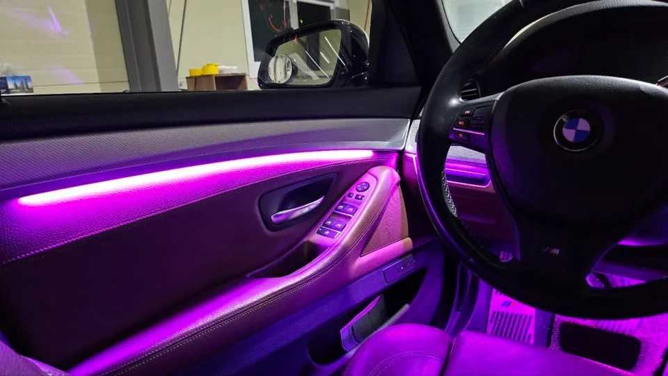 BMW 5 Series ambient lighting - BMW 5 Series Ambient Lighting Upgrade Review — Enhanced Interior photo 5