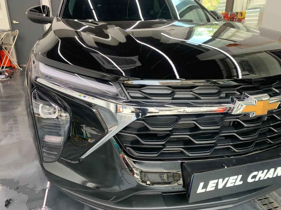 Audi RS Vinyl Wrap Review — Chrome Delete Transformation photo 2