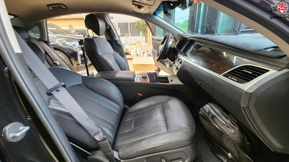 Genesis G80 seat ventilation - Genesis G80 Seat Climate Upgrade Review photo 3