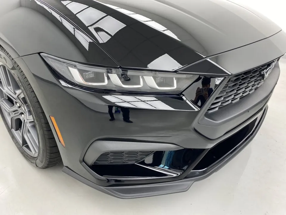 Ford MustangのPPF施工事例｜費用目安と仕上がり 施工写真 1-2