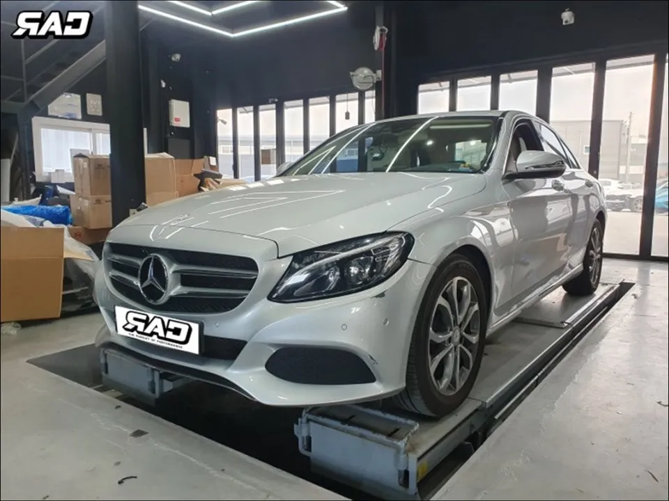 Mercedes-Benz C-Class W205 Body Kit Review: AMG Look Conversion photo 4