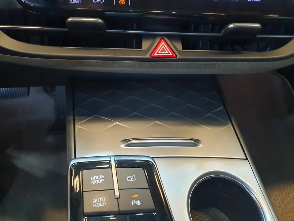 Kia K8 oem options - Kia K8 Taxi Conversion Console Restoration Review photo 4
