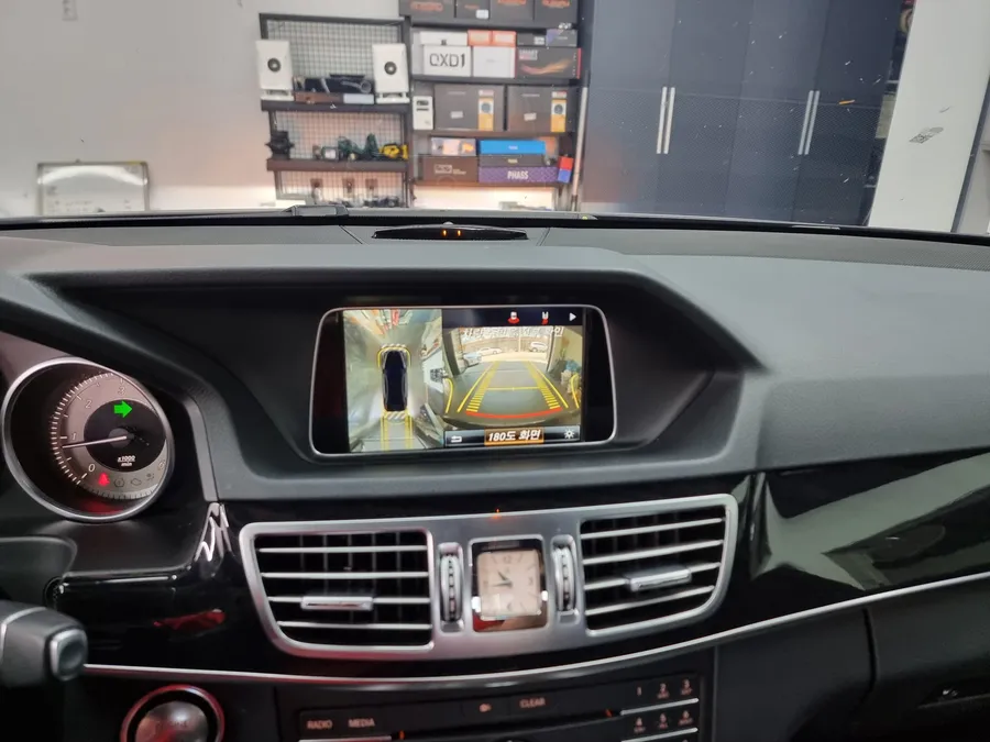 Mercedes-Benz E-Class W212 android head unit - Mercedes-Benz E-Class W212 Android Head Unit Upgrade photo 4