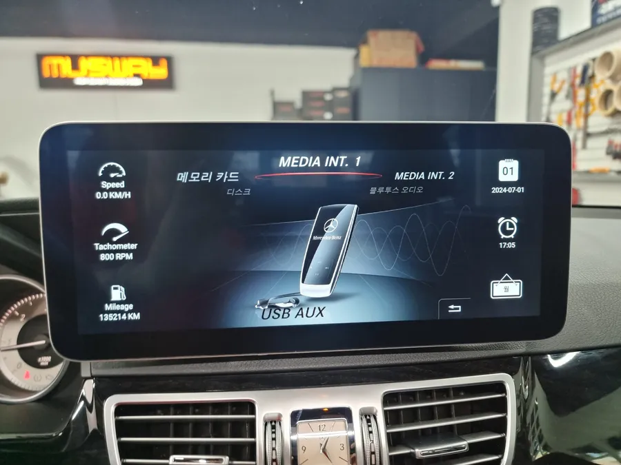 Mercedes-Benz E-Class W212 android head unit - Mercedes-Benz E-Class W212 Android Head Unit Upgrade photo 5