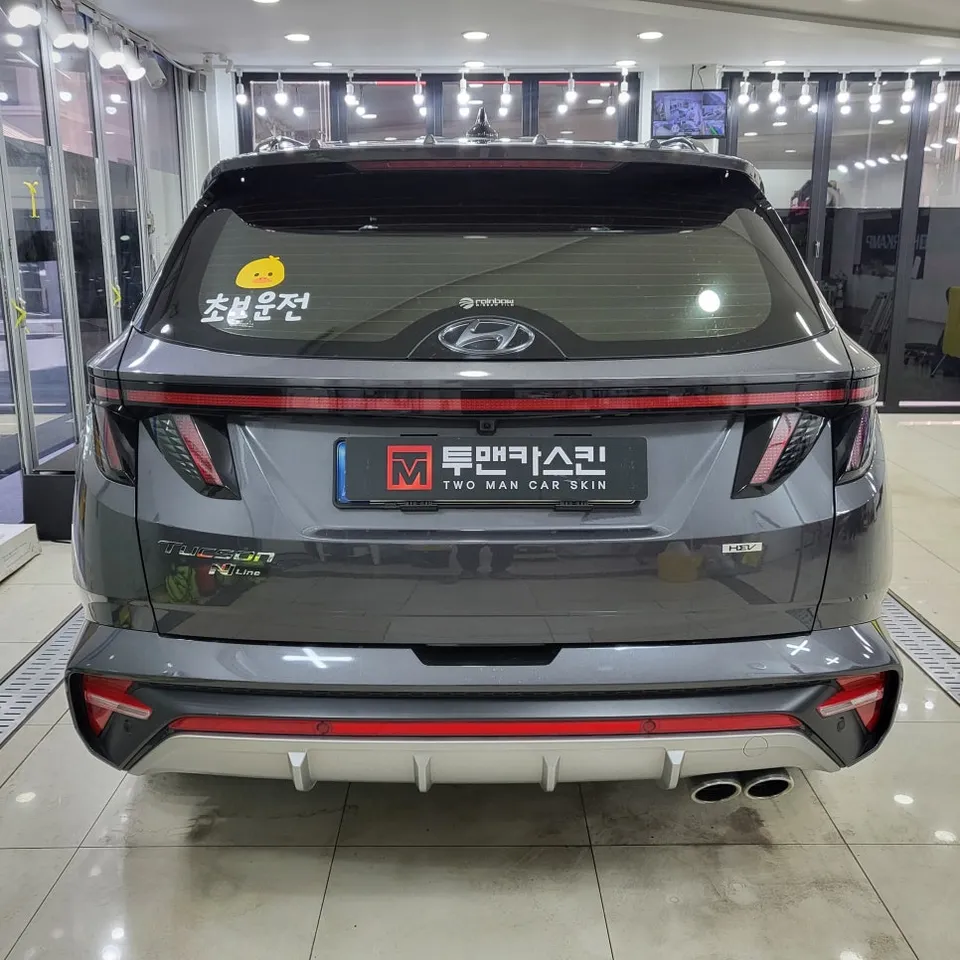 Hyundai Tucson NX4のカーラッピング事例|費用目安・仕上がり 施工写真 2-2