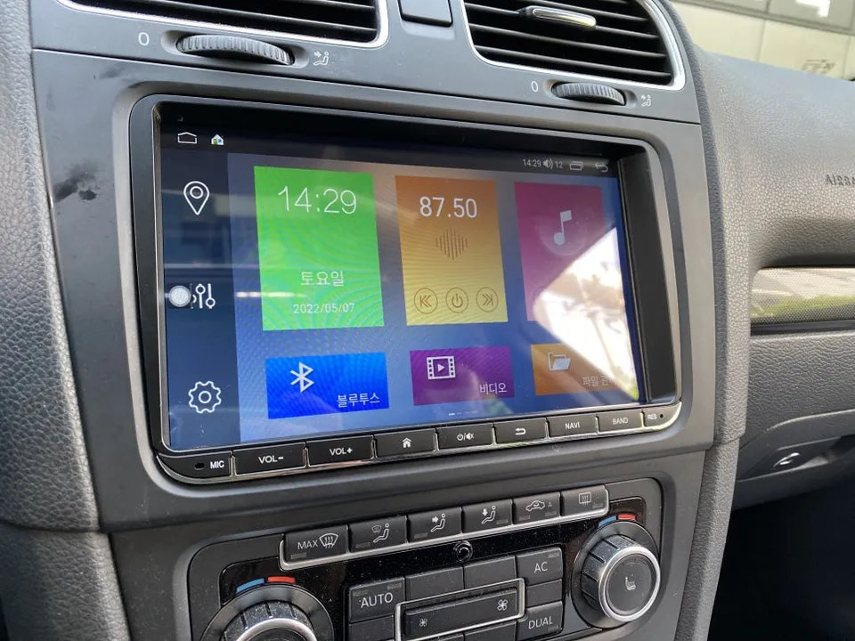 Volkswagen Golf Android Head Unit Upgrade: Smart Car Experience
